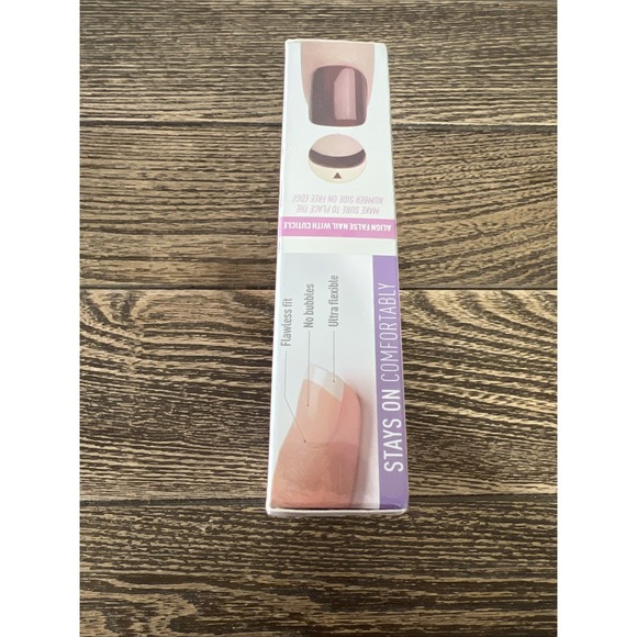 Vamony Press on Nails Salon Quality Fun Nail Art No Glue Needed Safe Easy Remova - Picture 5 of 6